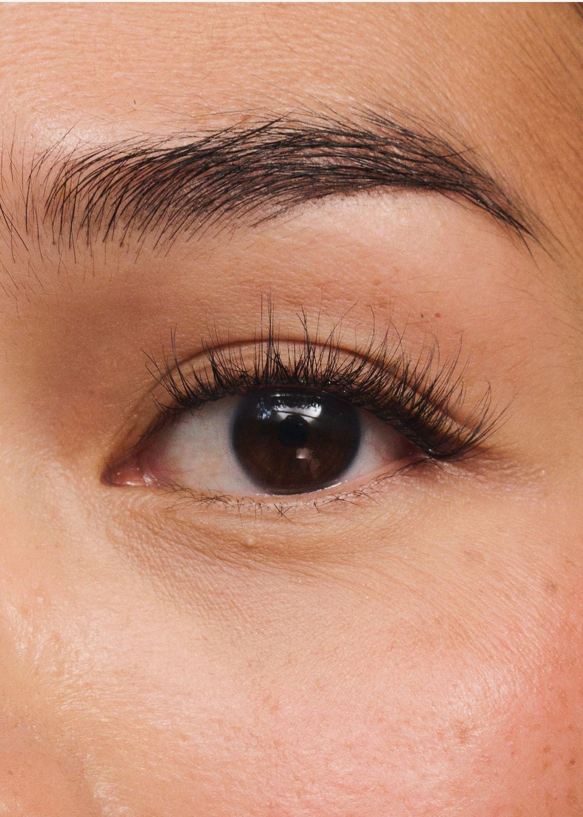 Au Natural, 12-14 mm, worn on the eye