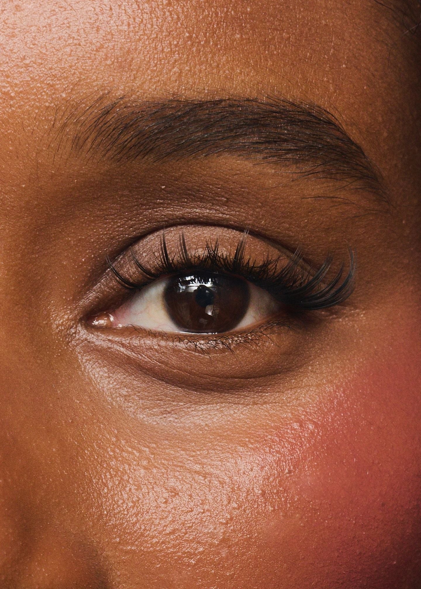 Flirt, worn on the eye