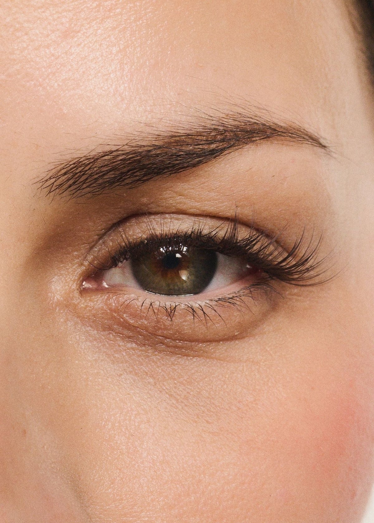 Lite (Brown), worn on the eye