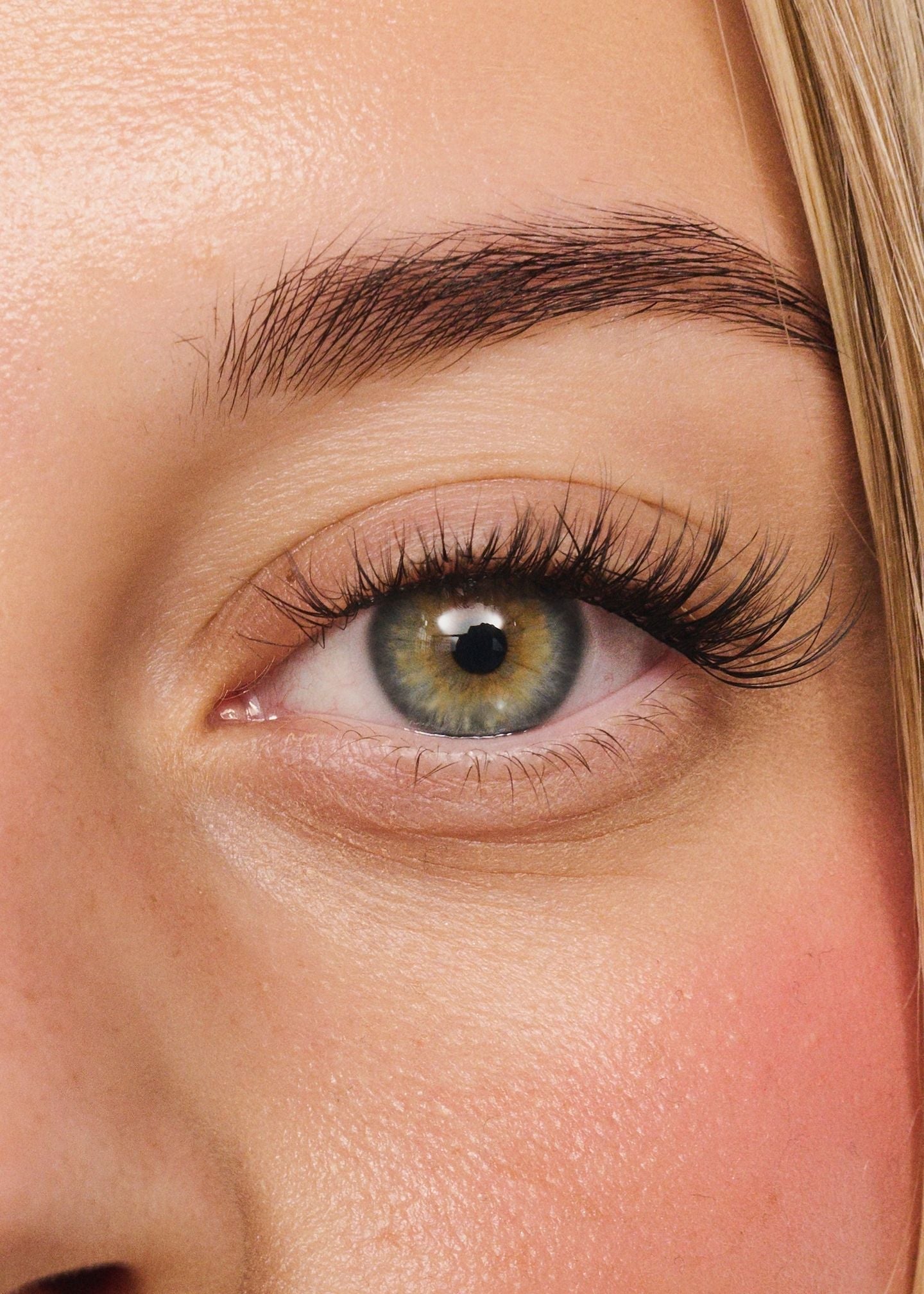 Wispy, worn on the eye